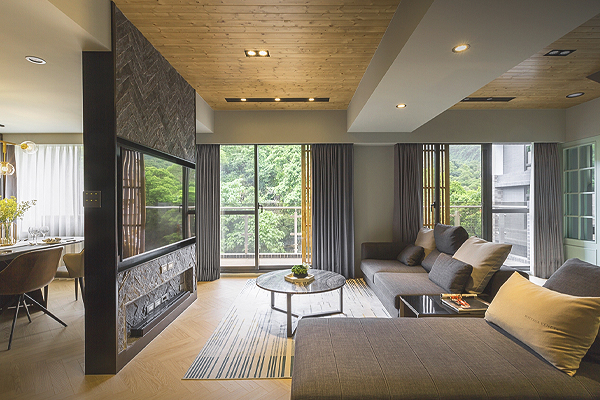 Internation Luxury Awards Winner - Azure Dreamscape by SHOWHOUSE INTERIOR DESIGN 